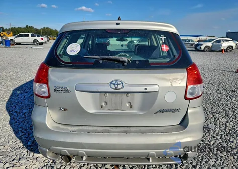 2004 Toyota Corolla Matrix Xr z USA, uszkodzony, nr VIN 2T1KR32EX4C254187